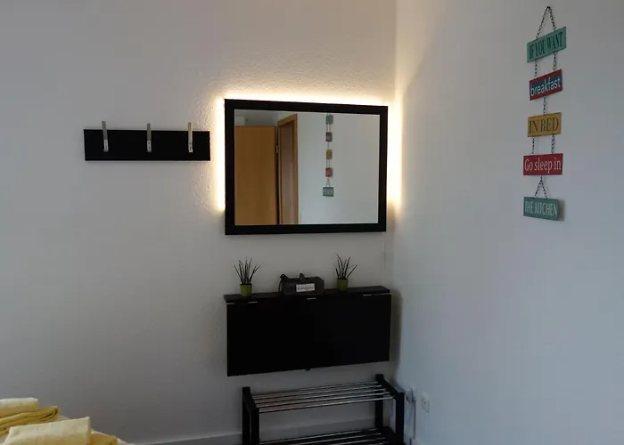 Modernes Mit Zentralheizung In *